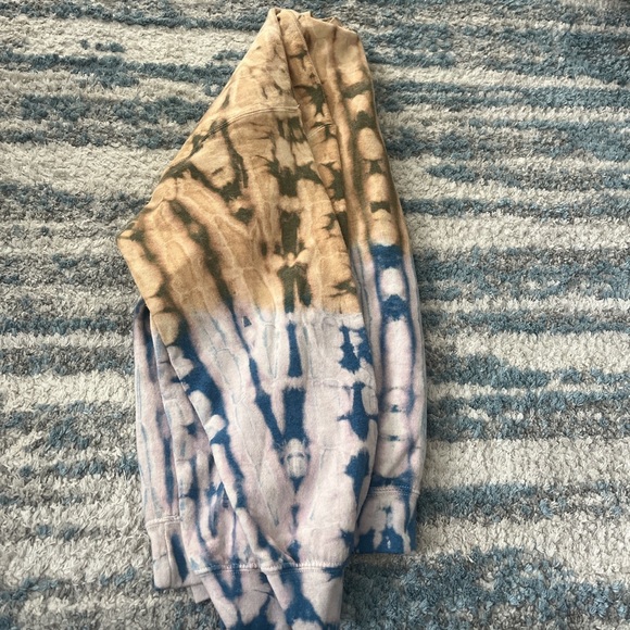 Urban outfitters sweatshirt - Picture 2 of 2